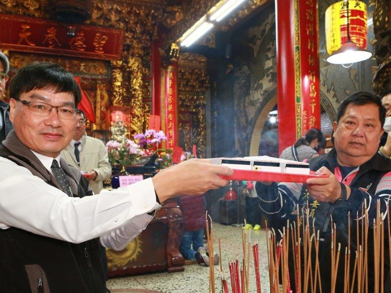 Land Bank's "Baishatun Gongtian Temple Precious Card" Ensures Prosperous Year of the Dragon for Cardholders