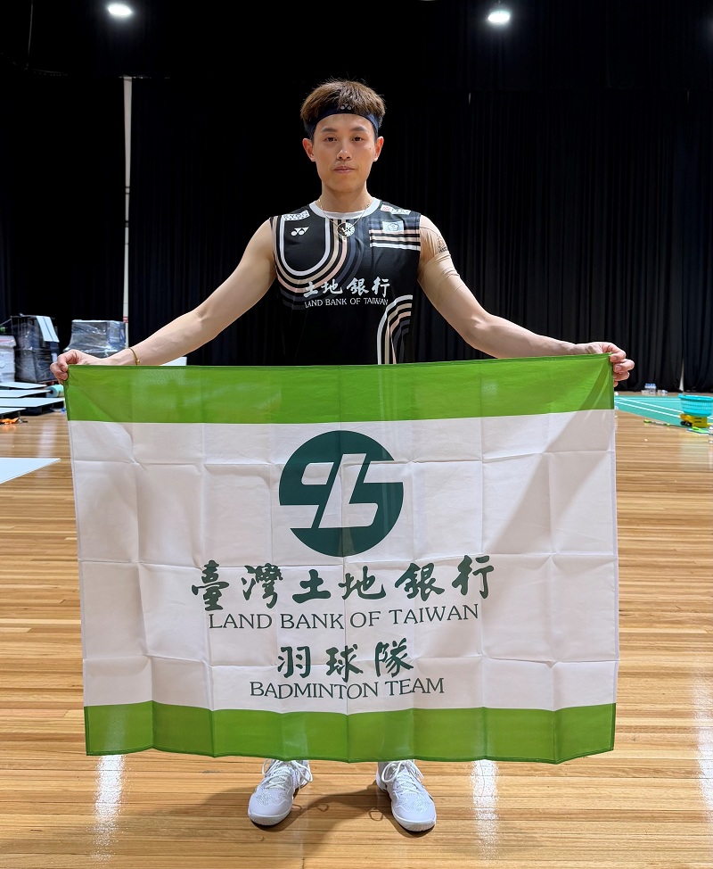 本行「左手重砲」林俊易在「2025澳洲超級500公開賽」拿下男單項目銅牌。